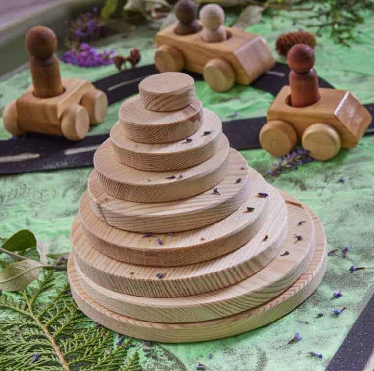 Giant Natural Stacker