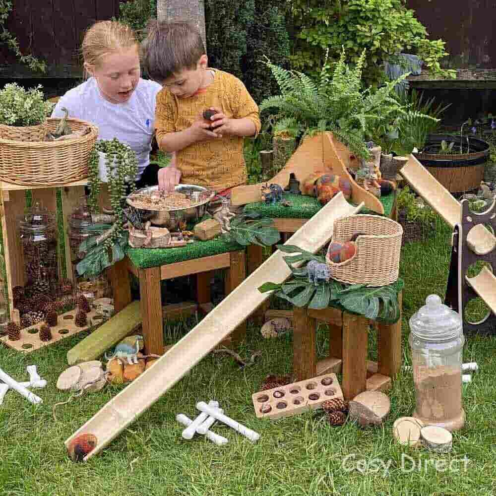 Small World Grass Platforms
